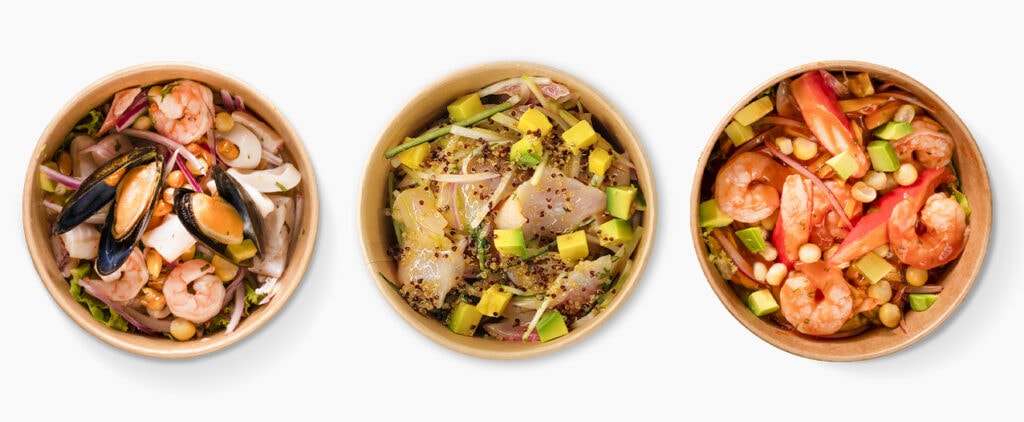 deliciosos ceviches peruanos con leche de tigre en soy sushi